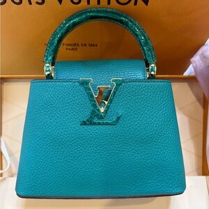 Louis Vuitton Mini Capucines